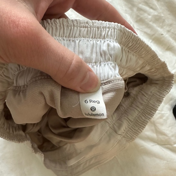 Lululemon Athletica | Athleisure | Fast and Free Running Shorts | White Size 6 - Picture 4 of 4